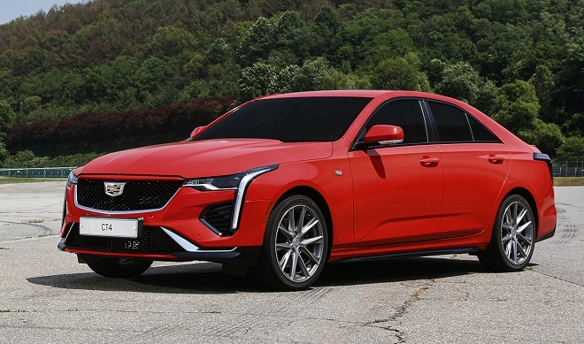 캐딜락 CT4.