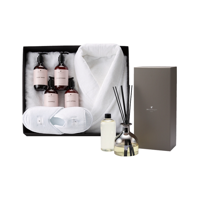 JW메리어트호텔 바디케어 및 디퓨저./사진제공=신세계백화점