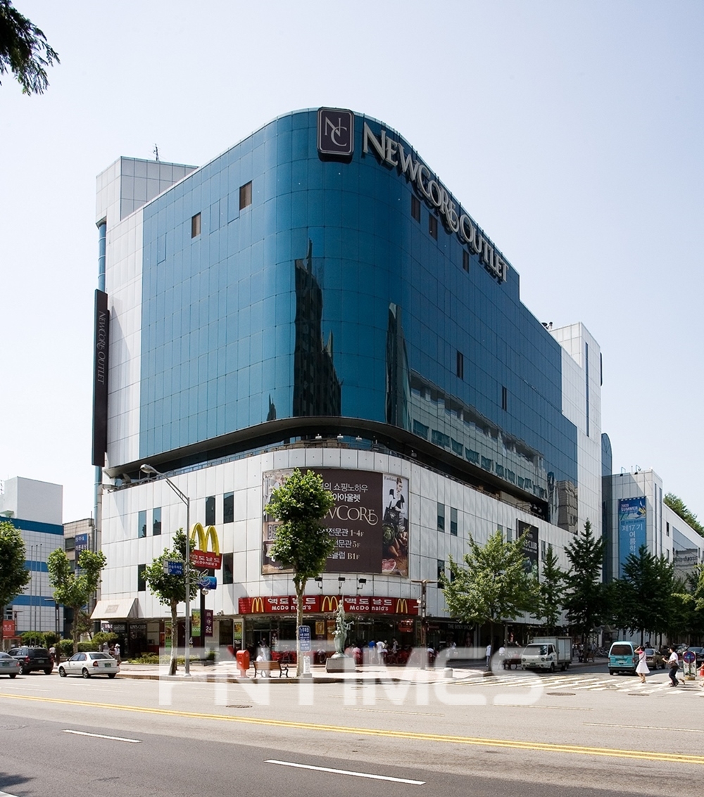 이리츠코크렙 뉴코아아울렛야탑점 전경 / 사진제공=인피알