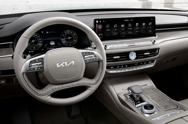 2세대 K9 FL 실내.