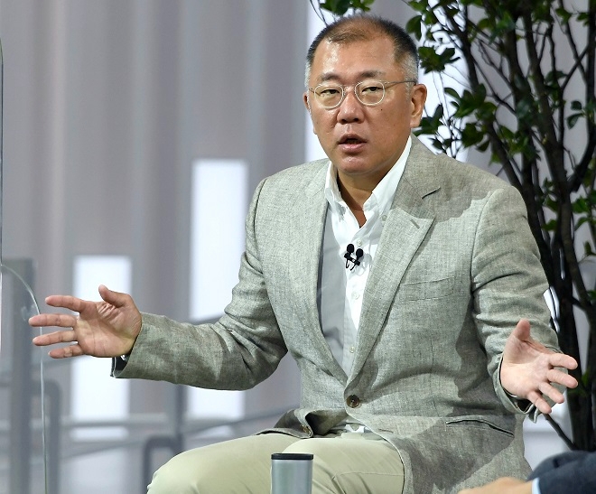 수소에 꽂힌 정의선 회장, 생태계 확장 주도