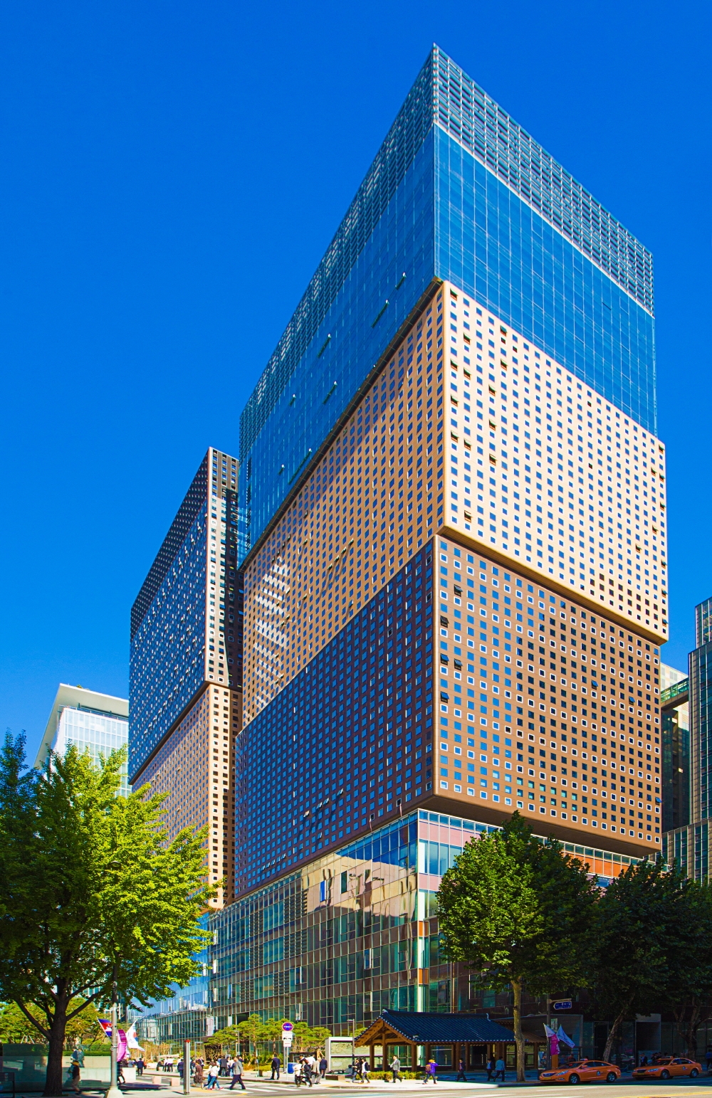 광화문 D타워 전경. / 사진제공=DL이앤씨