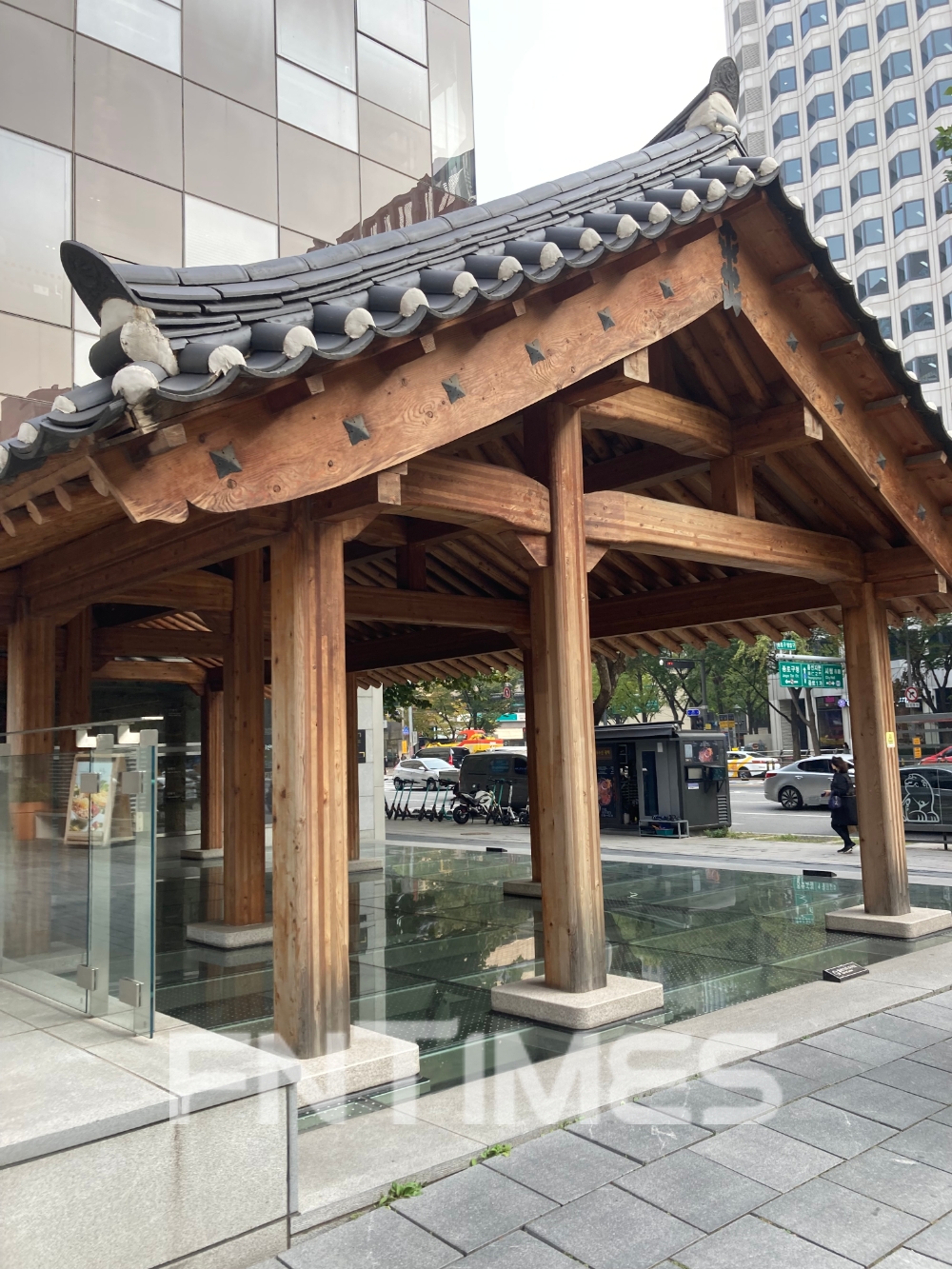 D타워 남서 측 도로변에 위치한 시전행량 모습. / 사진=김관주 기자