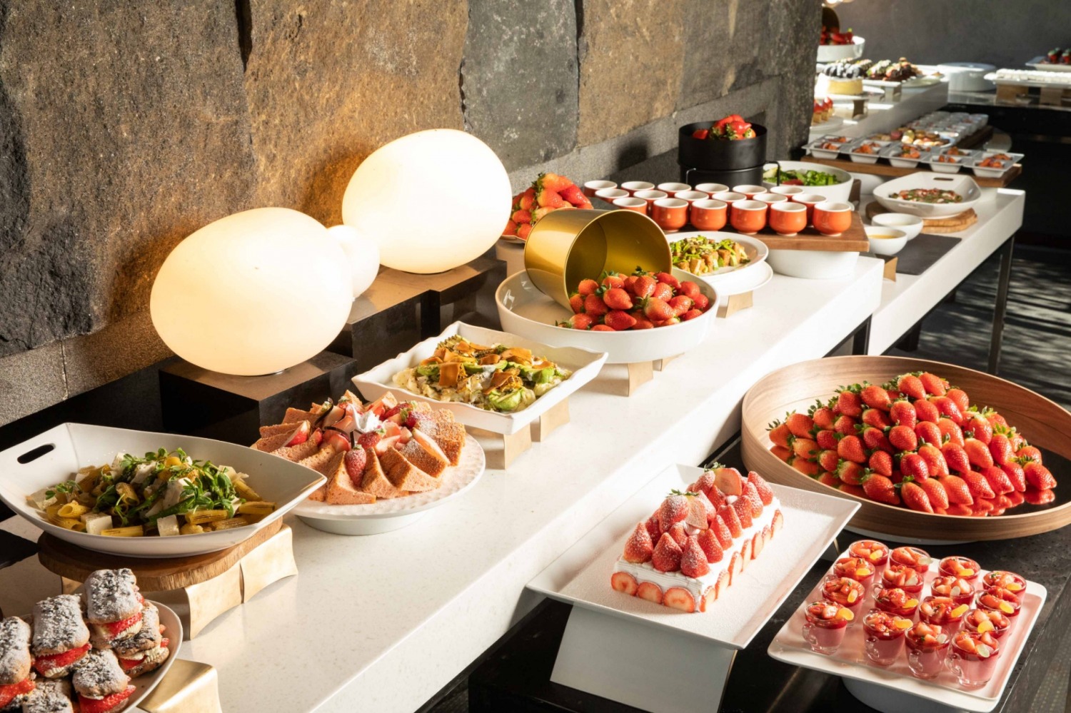 반얀트리 서울 베리베리베리 딸기 디저트 뷔페./ 사진제공 = 반얀트리 호텔