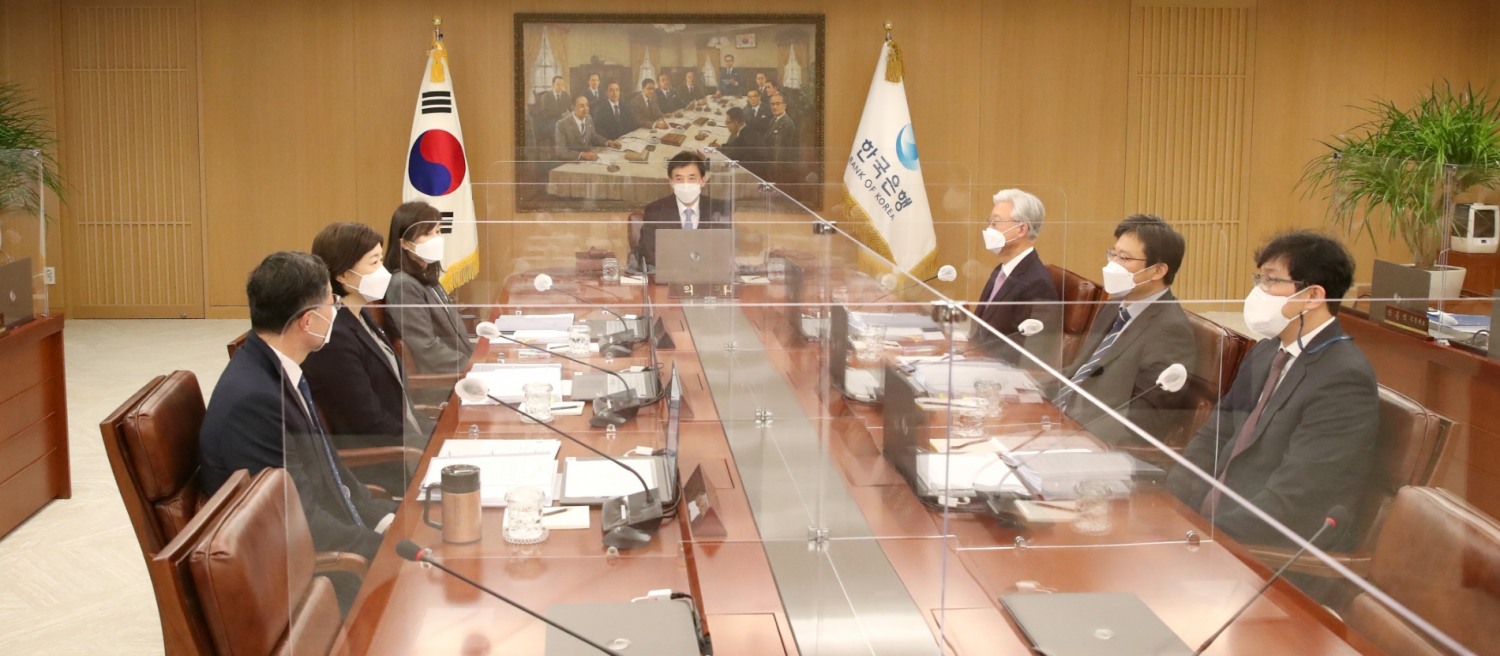 이주열 한국은행 총재가 14일 오전 서울 중구 한국은행에서 열린 금융통화위원회 본회의에서 회의를 주재하고 있다. / 사진제공= 한국은행(2022.01.14)