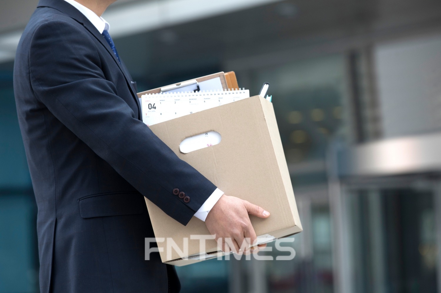 22일 기업분석연구소 ‘리더스인덱스’가 2019년 9월부터 지난해 9월까지 주요 15개 은행(KB국민‧신한‧하나‧우리‧NH농협‧SC제일‧씨티‧부산‧경남‧대구‧전북‧광주‧제주‧케이‧카카오) 임직원 현황을 조사한 결과 9만661명이던 정규직 직원은 8만7159명으로 3502명(3.9%) 줄어든 것으로 나타났다./사진=이미지투데이