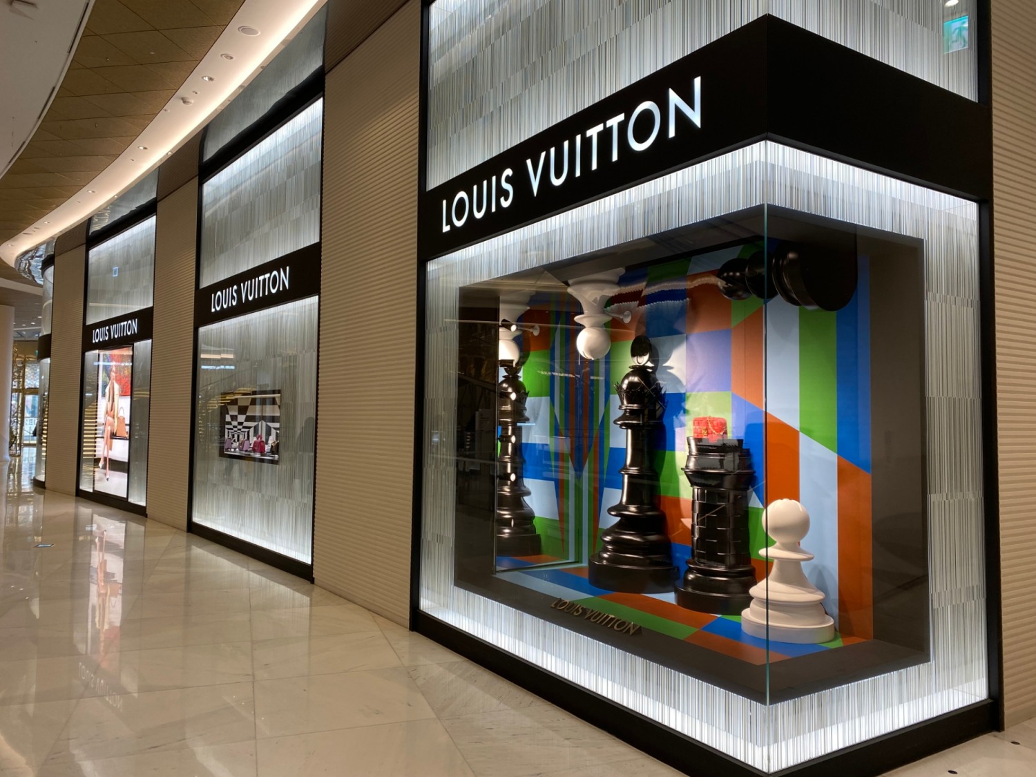 서울 모 백화점에 위치한 루이비통 매장 모습./ 사진제공 = 홍지인 기자