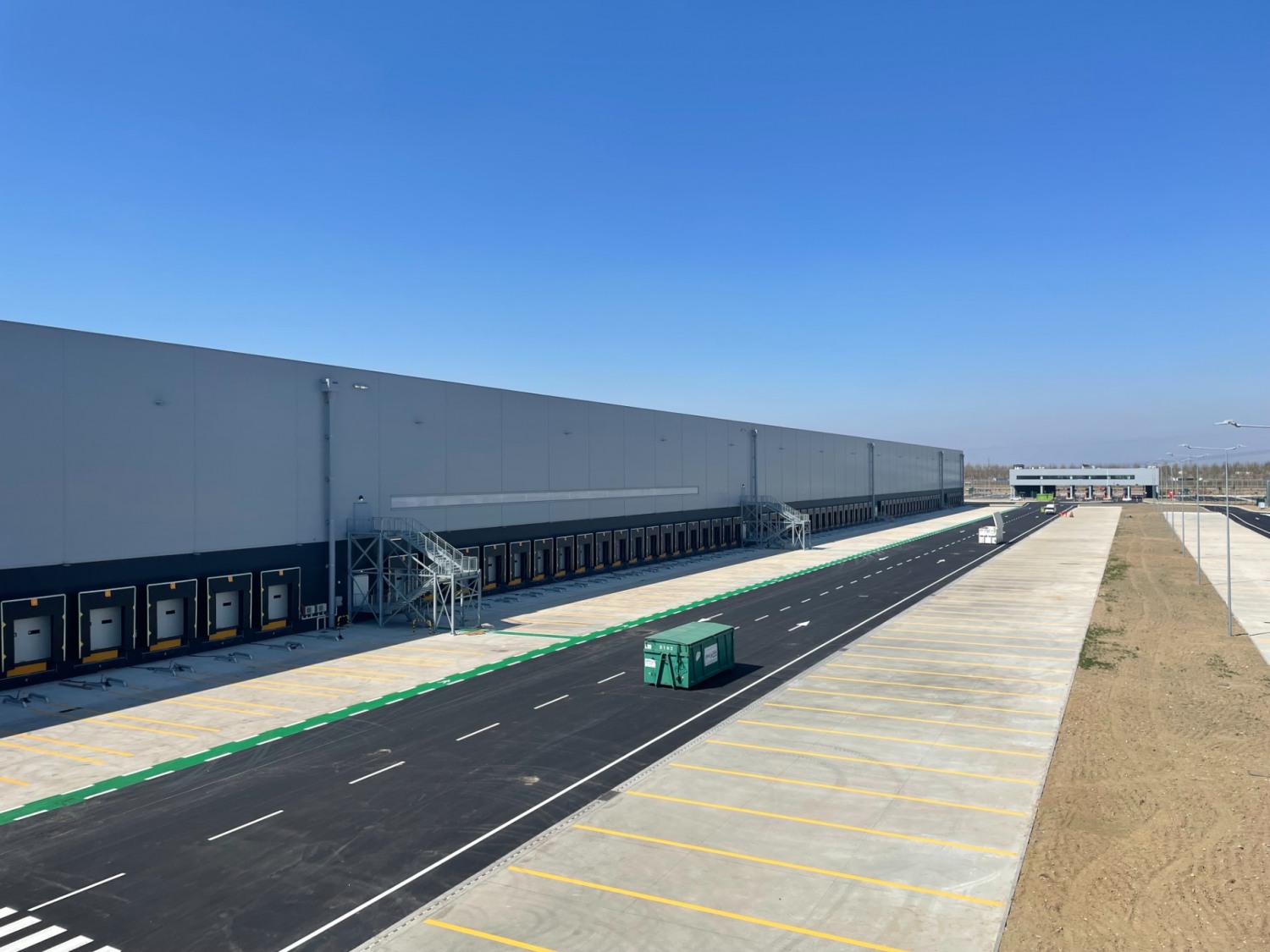 이탈리아 소재 물류창고 FedEX Distriburion Center 전경 / 사진제공= 한국투자증권(2022.05.30)