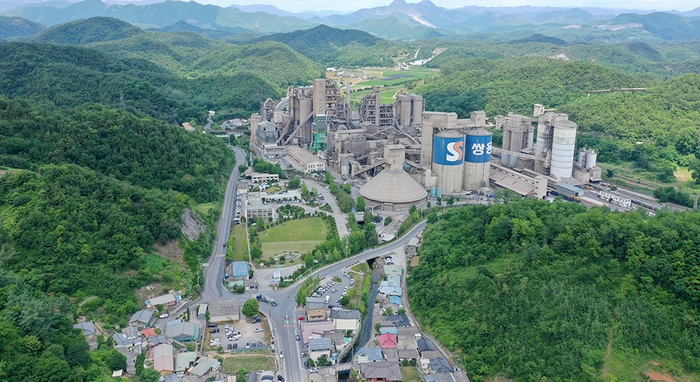 쌍용C&E 영월공장. /사진제공=쌍용C&E