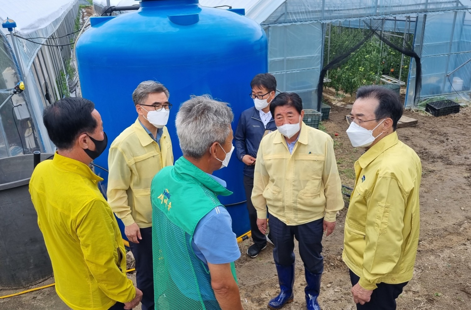 이성희 농협중앙회장, 집중호우 피해 농업현장 방문 점검