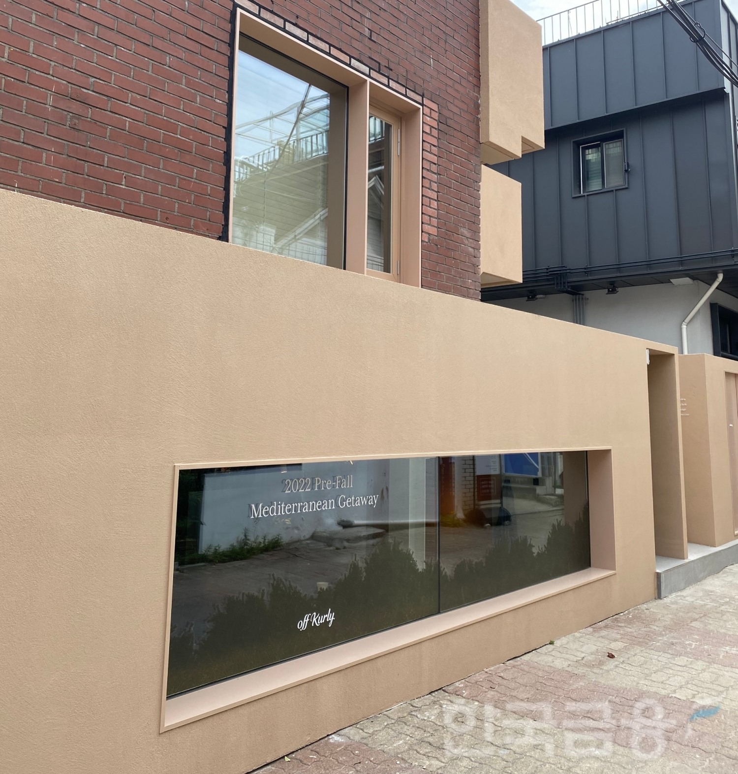 성수동에 위치한 오프컬리 외부 전경./ 사진촬영 = 홍지인 기자