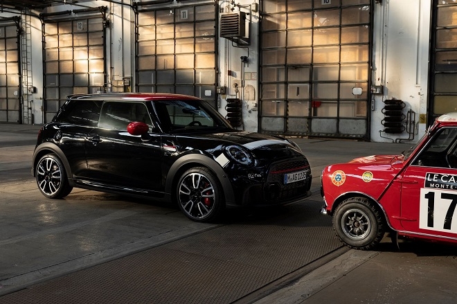 MINI코리아, 여성 레이서 기리는 'MINI JCW 팻 모스' 60대 한정 판매