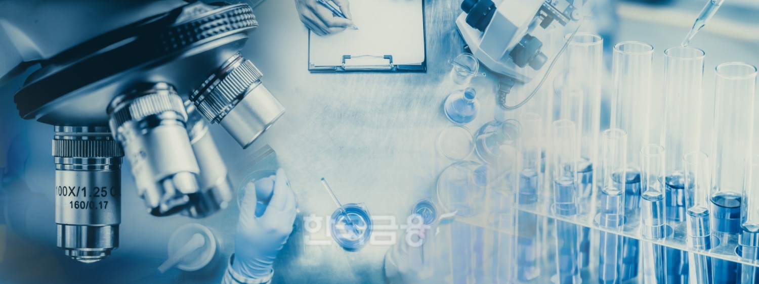 다올투자증권(대표 이병철‧이창근)은 4일 덴티움(서승우)과 오스템임플란트(대표 엄태관) 등 의료기기 업종에 관해 우호적 환율 환경 속 호실적이 기대된다는 이유로 투자의견 ‘매수’를 제시했다./사진=통로이미지 주식회사(대표이사 이철집)