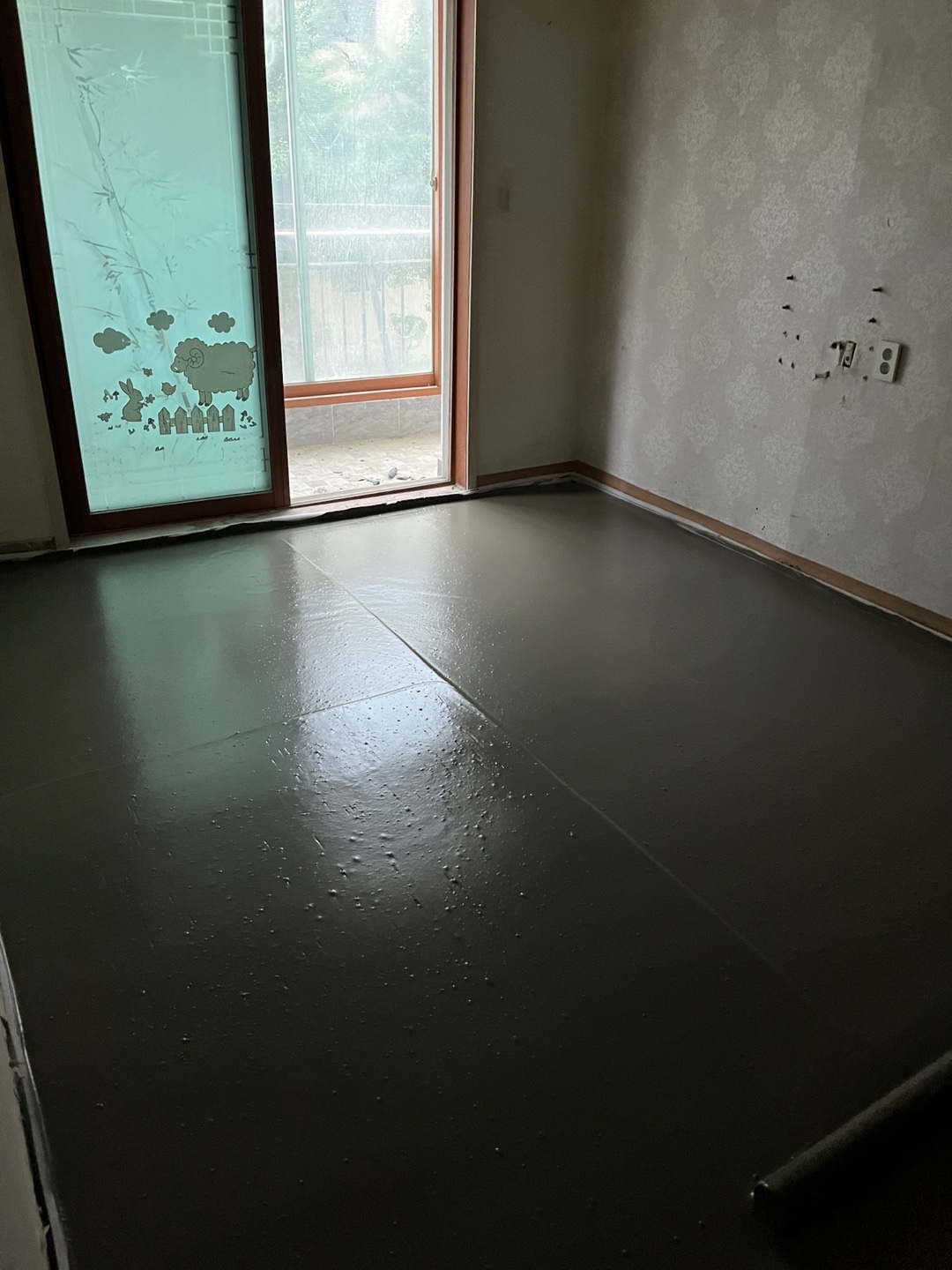 120mm 슬래브 아파트 층간소음 측정 현장 / 사진제공=대우건설