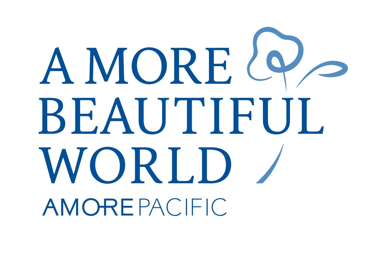 아모레퍼시픽그룹이 2022 하반기 아리따운 물품나눔으로 24억원의 화장품과 생활용품을 사랑의열매 사회복지공동모금회에 기탁했다./사진제공=아모레퍼시픽그룹