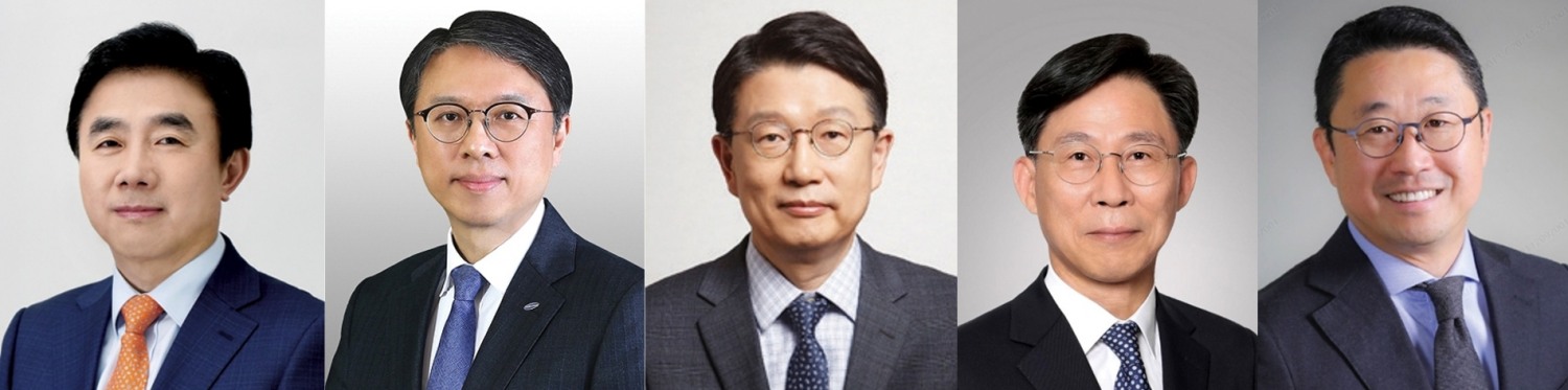 (왼쪽부터) 전영묵 삼성생명 사장, 김대환 삼성카드 사장, 장석훈 삼성증권 사장, 홍원학 삼성화재 사장, 서봉균 삼성자산운용 사장./사진=각 사