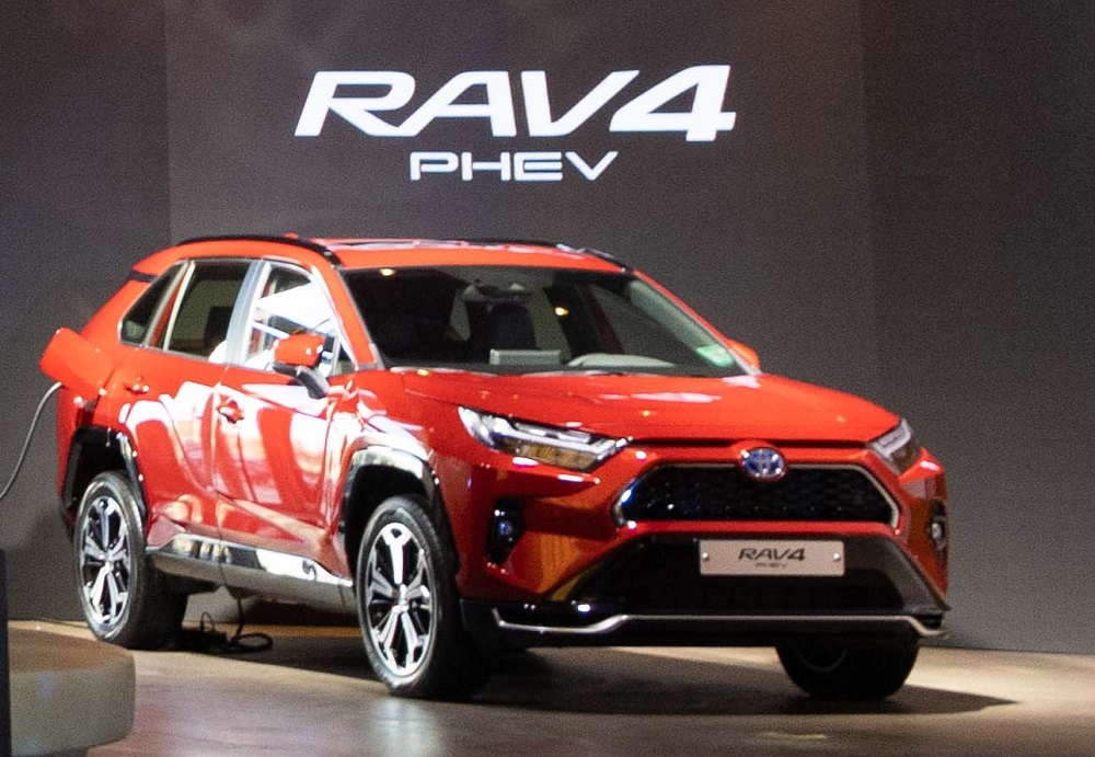 토요타 라브4 PHEV.