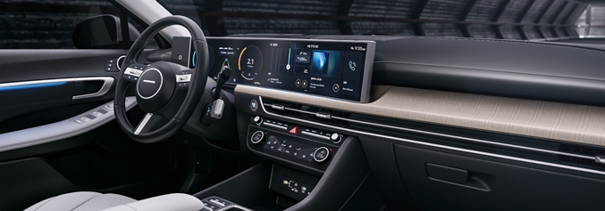 쏘나타 8세대 FL 실내 이미지.