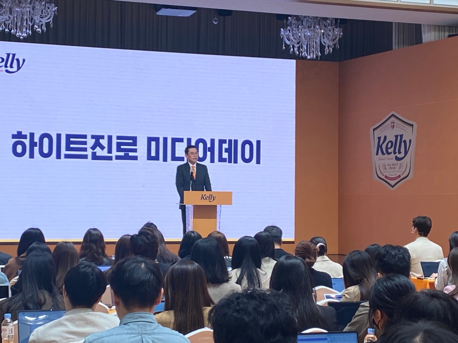 김인규 하이트진로 대표가 30일 열린 미디어데이에서 발언하고 있다./ 사진촬영 = 홍지인 기자