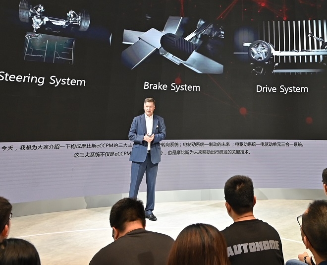 악셀 마슈카 현대모비스 영업부문장 부사장, 2023년 4월 18일 상해모터쇼. 사진제공=현대모비스.