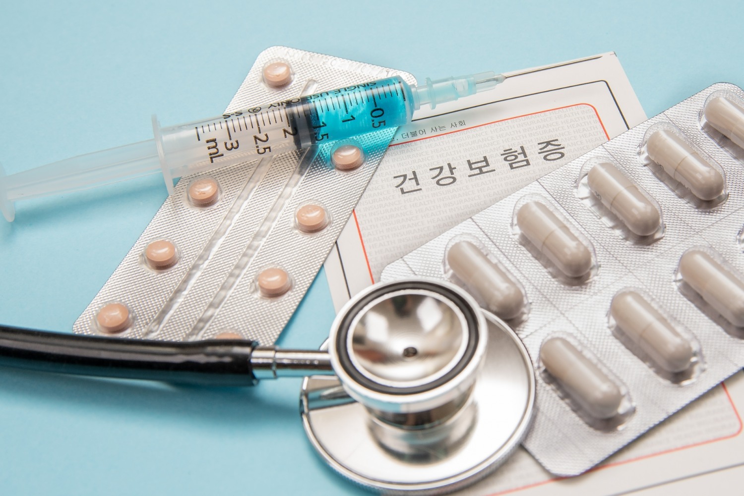 보험업계가 4세대 실손의료보험 계약전환 특별할인을 올해 말까지 운영한다./사진제공=이미지투데이