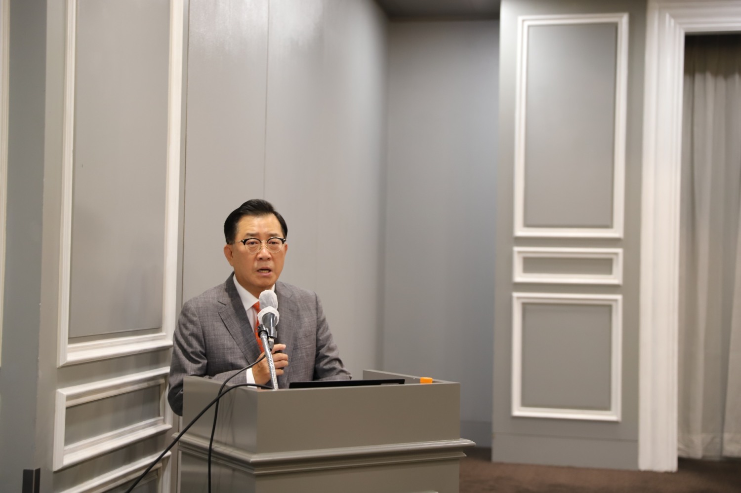 김영식 한국공인회계사회 회장이 20일 서울 여의도 켄싱턴 호텔에서 열린 출입기자단 회계현안 세미나에서 인사 말씀을 하고 있다. / 사진제공= 한국공인회계사회(2023.06.20)