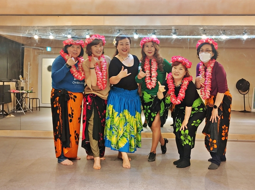 현대해상이 시니어 문화·여가 플랫폼 ‘오뉴’를 운영하는 스타트업 로쉬코리아와 50~60대 취미찾기 이벤트를 실시했다./사진제공=현대해상