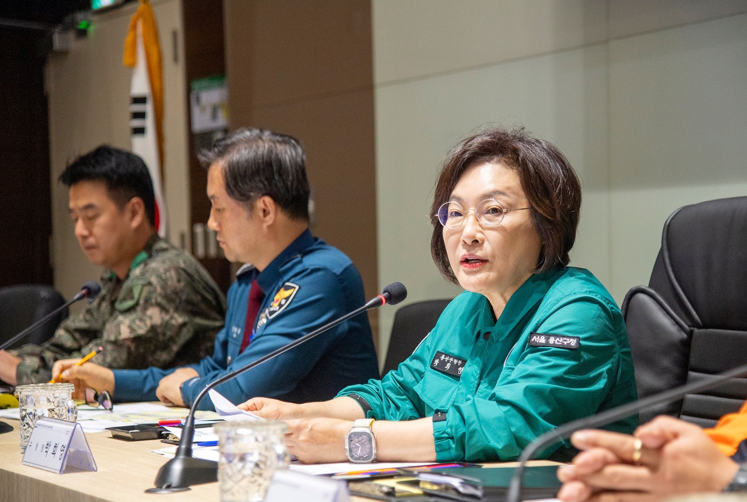 박희영 용산구청장이 핼러윈 데이 대비 유관기관 합동 대책회의에서 인사말을 하는 모습./사진제공=용산구