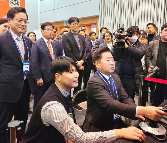 제주항공은 지난 17~18일 열린 ‘2023 제주 국제 UAM·드론 컨페스타’에 참가, 자사의 UAM 상용화 방향성을 소개했다. 사진제공=제주항공.