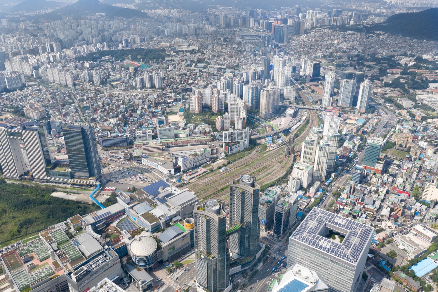 서울역-용산역 경부선 지상 철도./사진제공=용산구