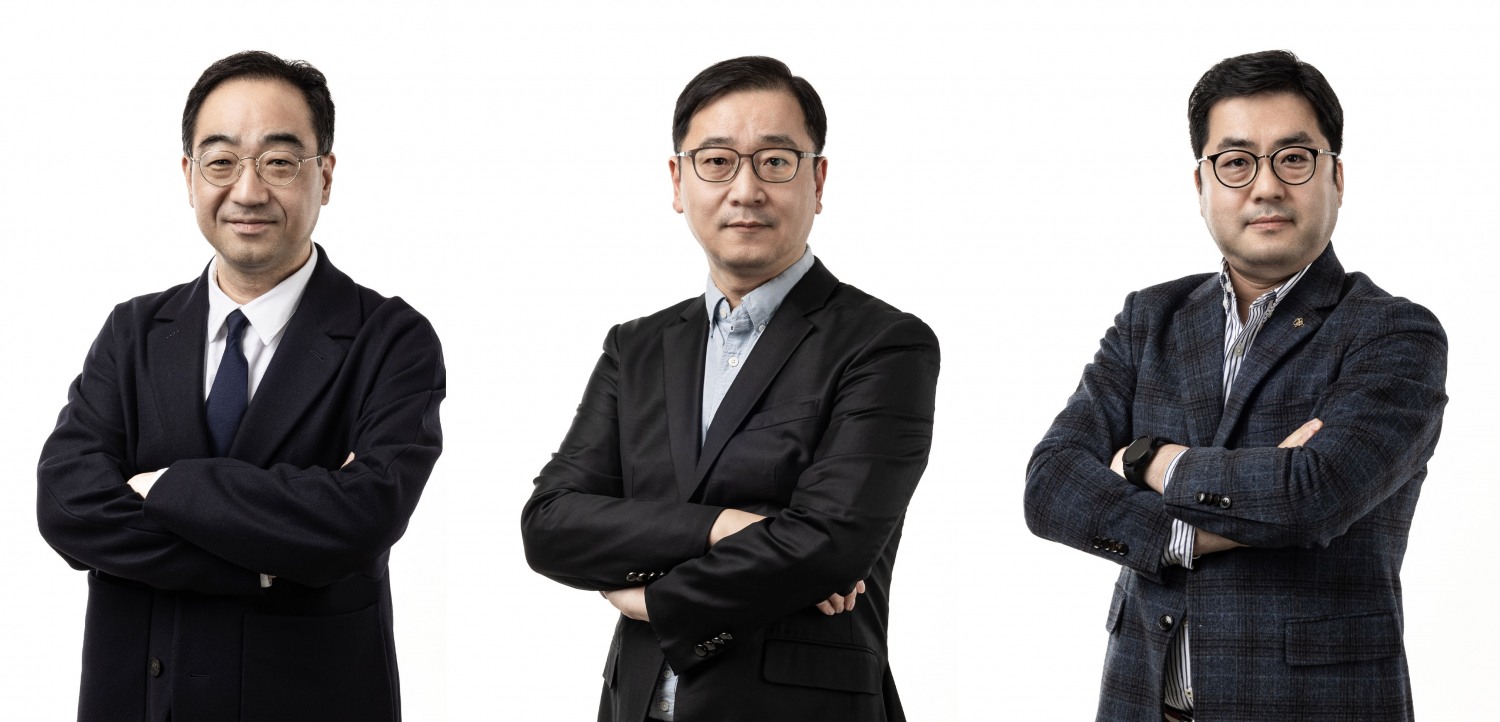 이승욱 글로벌사업본부장(왼쪽부터),민경덕 패션뷰티사업본부장, 권민수 옴니플러스사업본부장 /사진제공=위메프