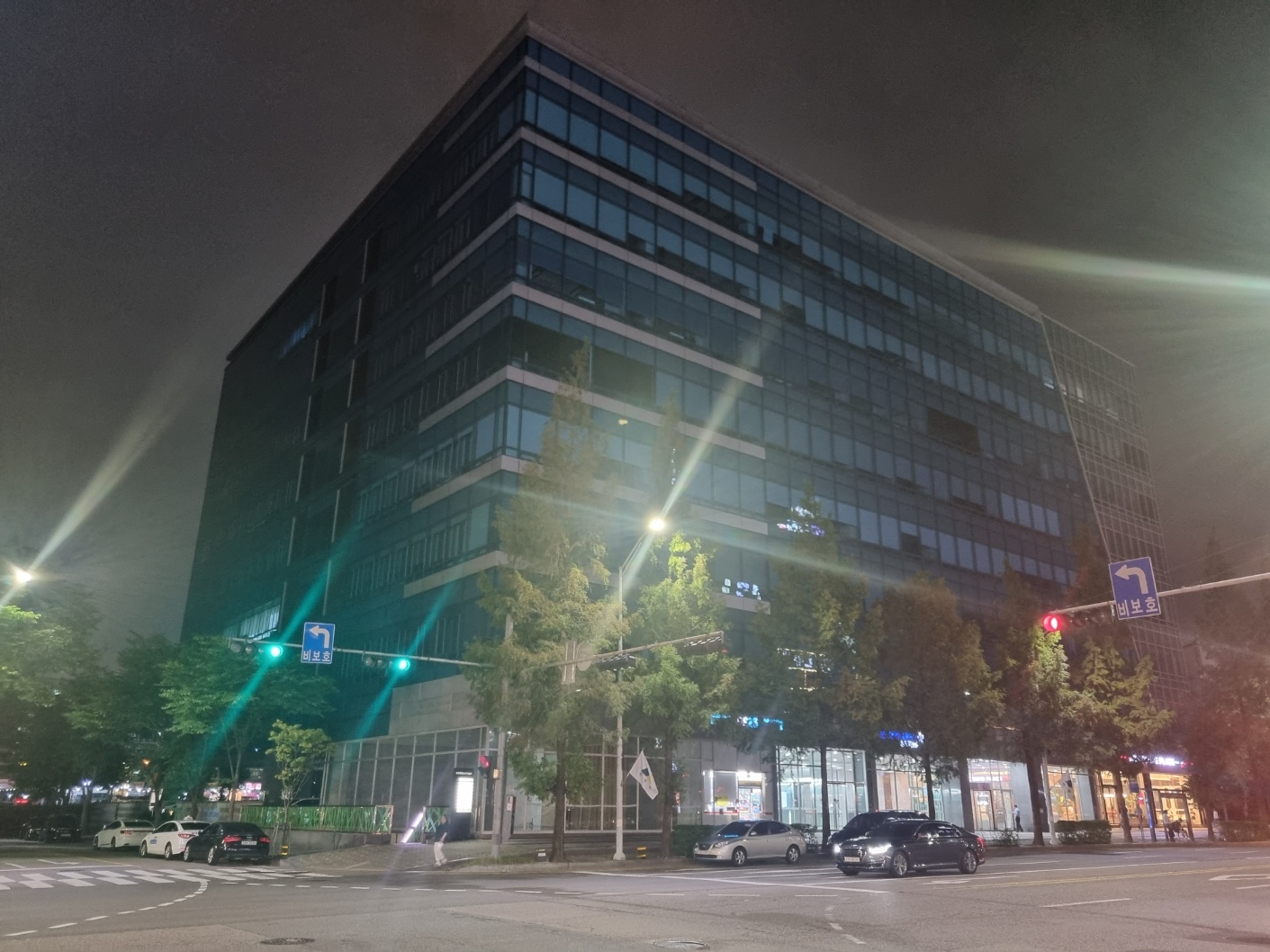 건물 소등 캠페인 행사에 참여한 분당 M타워 /사진제공 = 마스턴투자운용