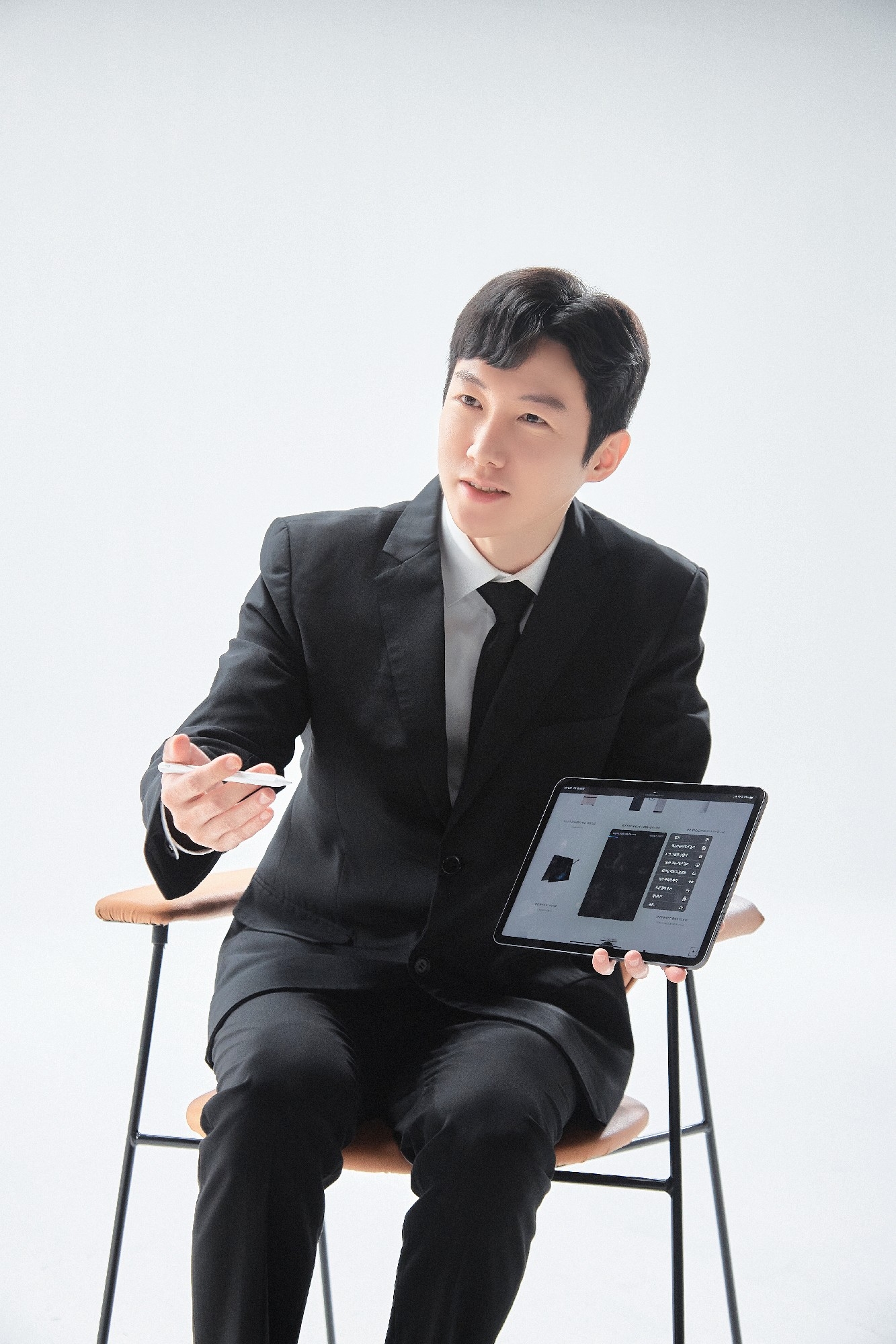 대명아임레디는 ‘사전장례컨설팅’ 서비스를 이용하는 고객에게 영정사진 지원 프로모션을 실시한다. /사진제공=대명아임레디