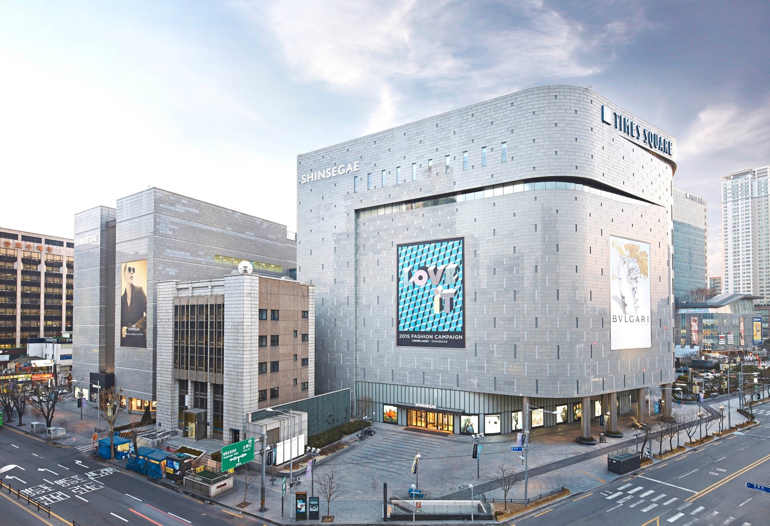 신세계백화점 타임스퀘어점 전경 사진. /사진제공=신세계백화점