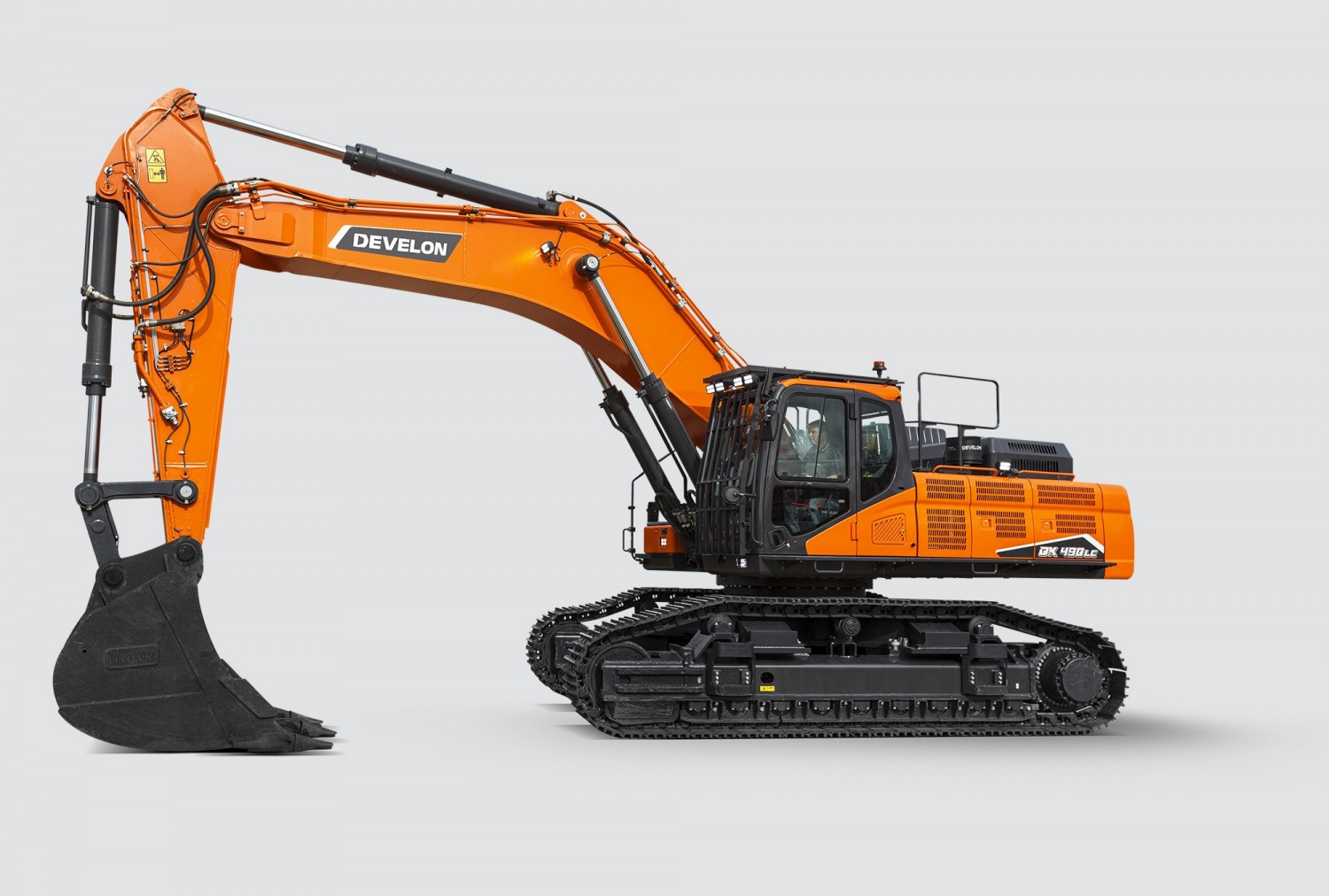 HD현대인프라코어가 튀르키예 국방부와 공급계약을 맺은 50톤급 굴착기'DX490LC-7K'./사진 = HD현대인프라코어