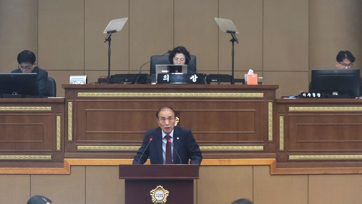 제9대 후반기 마포구의회 백남환 의장이 당선소감을 전하는 모습./사진제공=주현태 기자