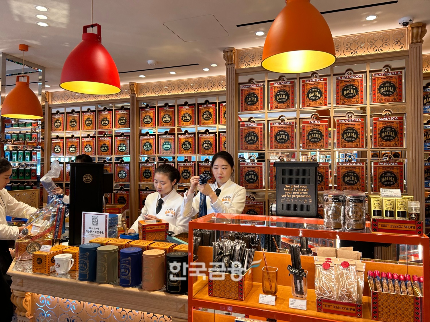 1층에는 커피 전문 마스터가 상주해 있다. /사진=박슬기 기자