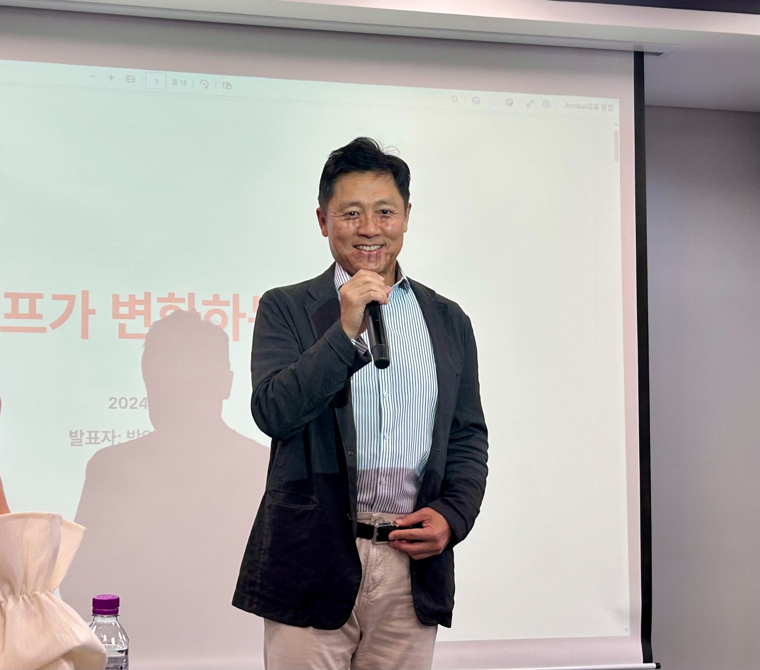 박영훈 디캠프 대표가 8일 서울 마포 프론트원에서 열린 '디캠프 비전 2.0 선포식'에서 인삿말을 하고 있다. / 사진=김하랑 기자