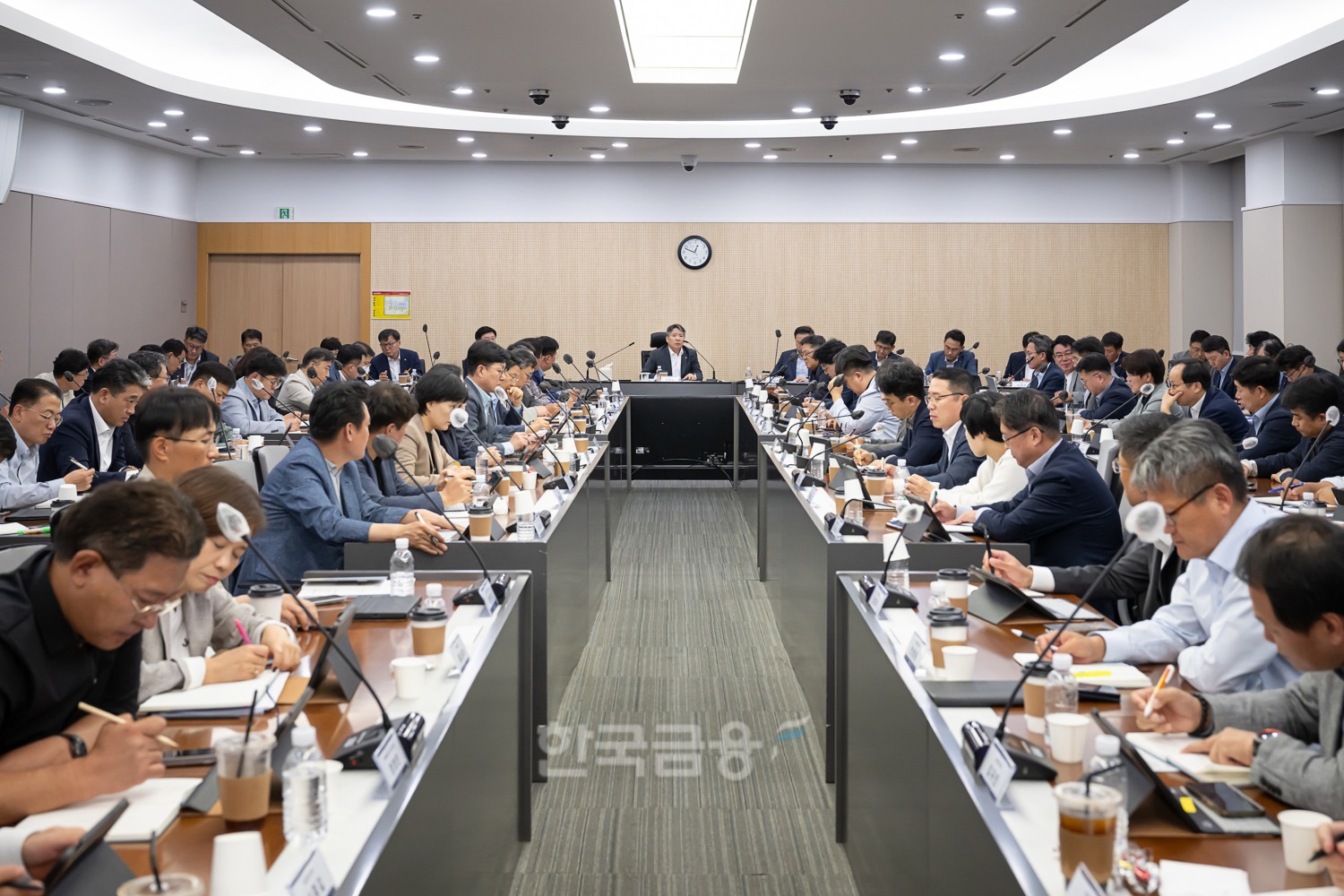 전북은행이 지난 14일 본점 3층 중회의실에서 4분기 경영전략회의를 개최했다./ 사진 = 전북은행