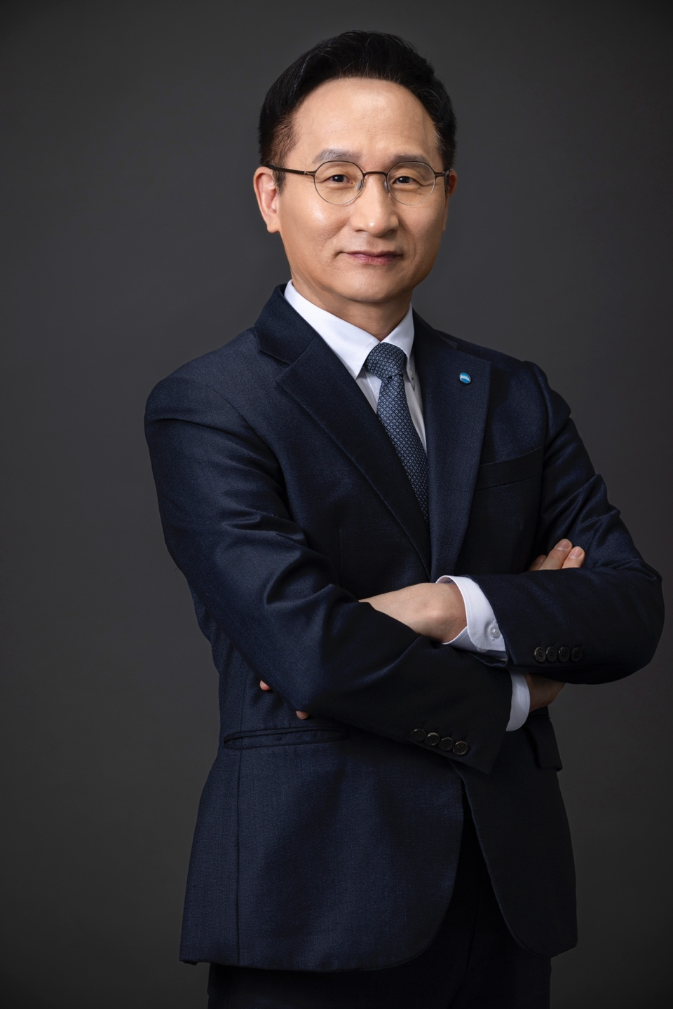 남기천 우리투자증권 대표이사 사장 = 1964년생 / 대동고, 서울대 경영학과, 서울대 대학원 경영학, UC버클리 MBA / 대우증권 런던법인장·고유자산운용본부장·대체투자본부장 / 우리자산운용 대표이사 / 우리종합금융 대표이사 / 2024년 8월~현재, 우리투자증권 대표이사 사장 // 사진제공= 우리투자증권