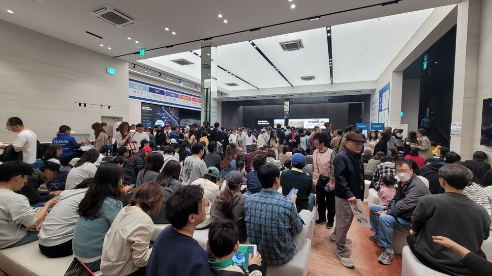 10월 20일 진행된 한강 수자인 오브센트 예비입주자 추첨 및 계약 현장 / 사진제공=한양