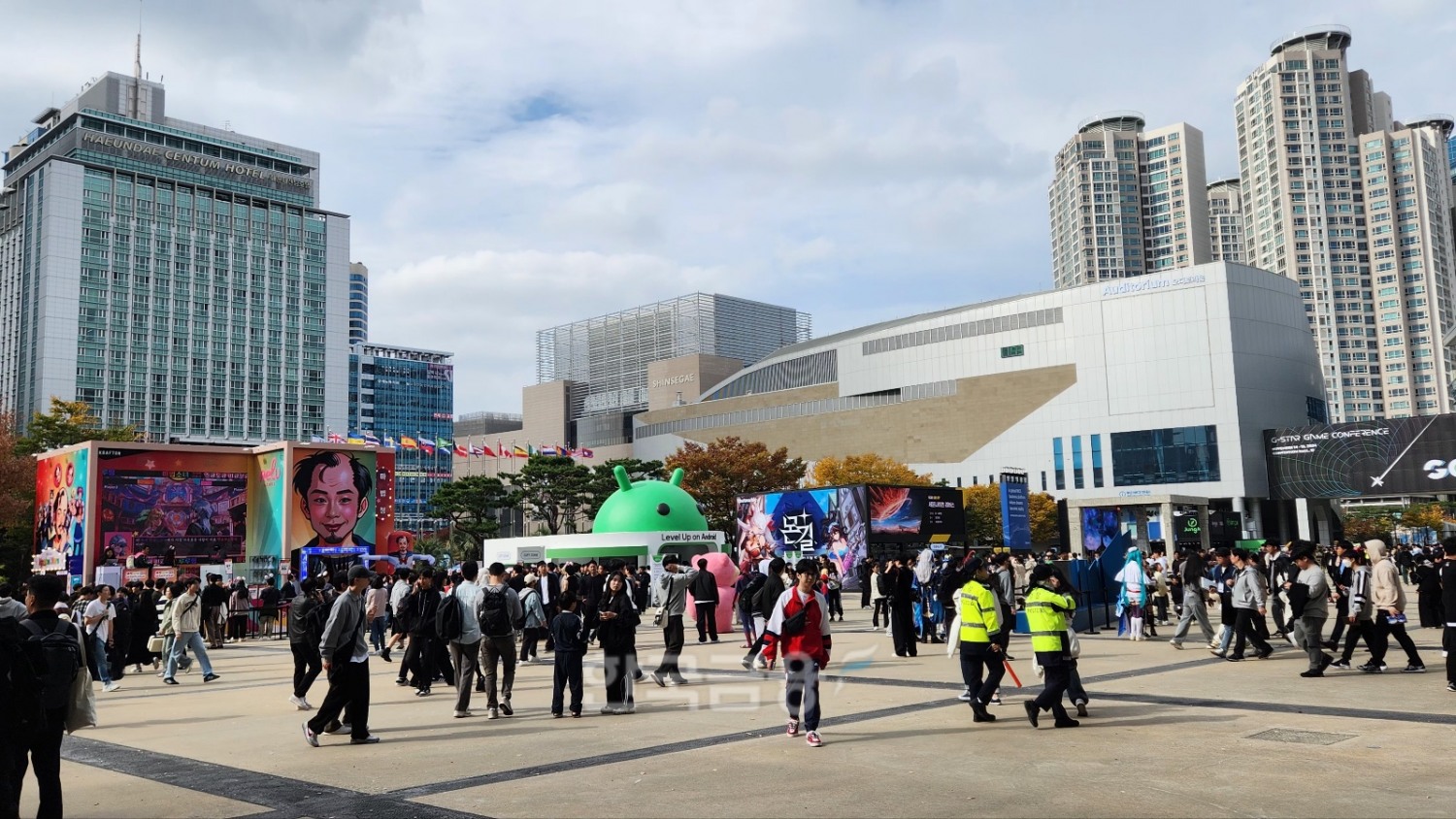 지스타 2024 야외 부스 전경. / 사진=김재훈 기자