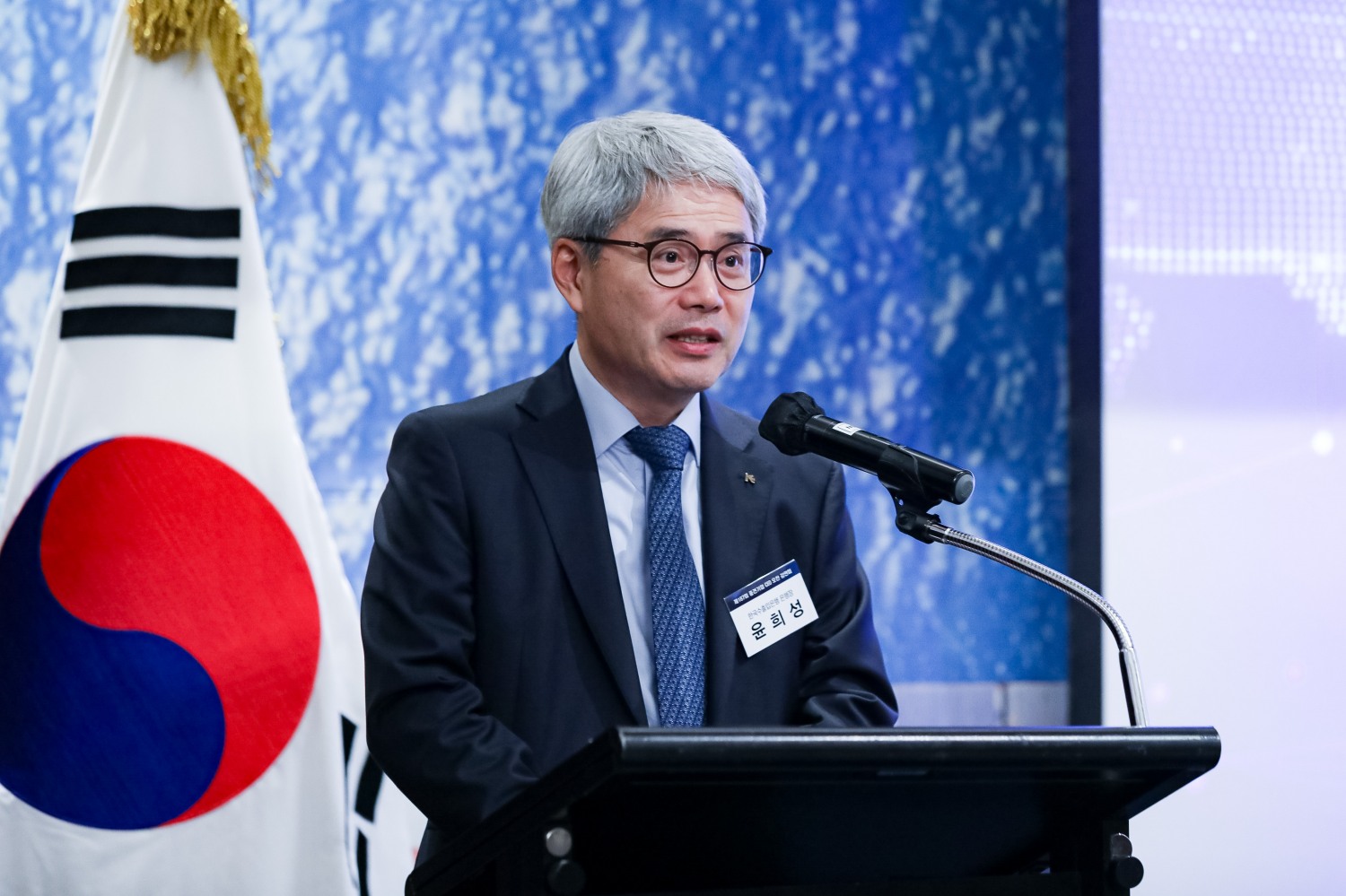 윤희성 수출입은행장 / 사진제공 = 수출입은행