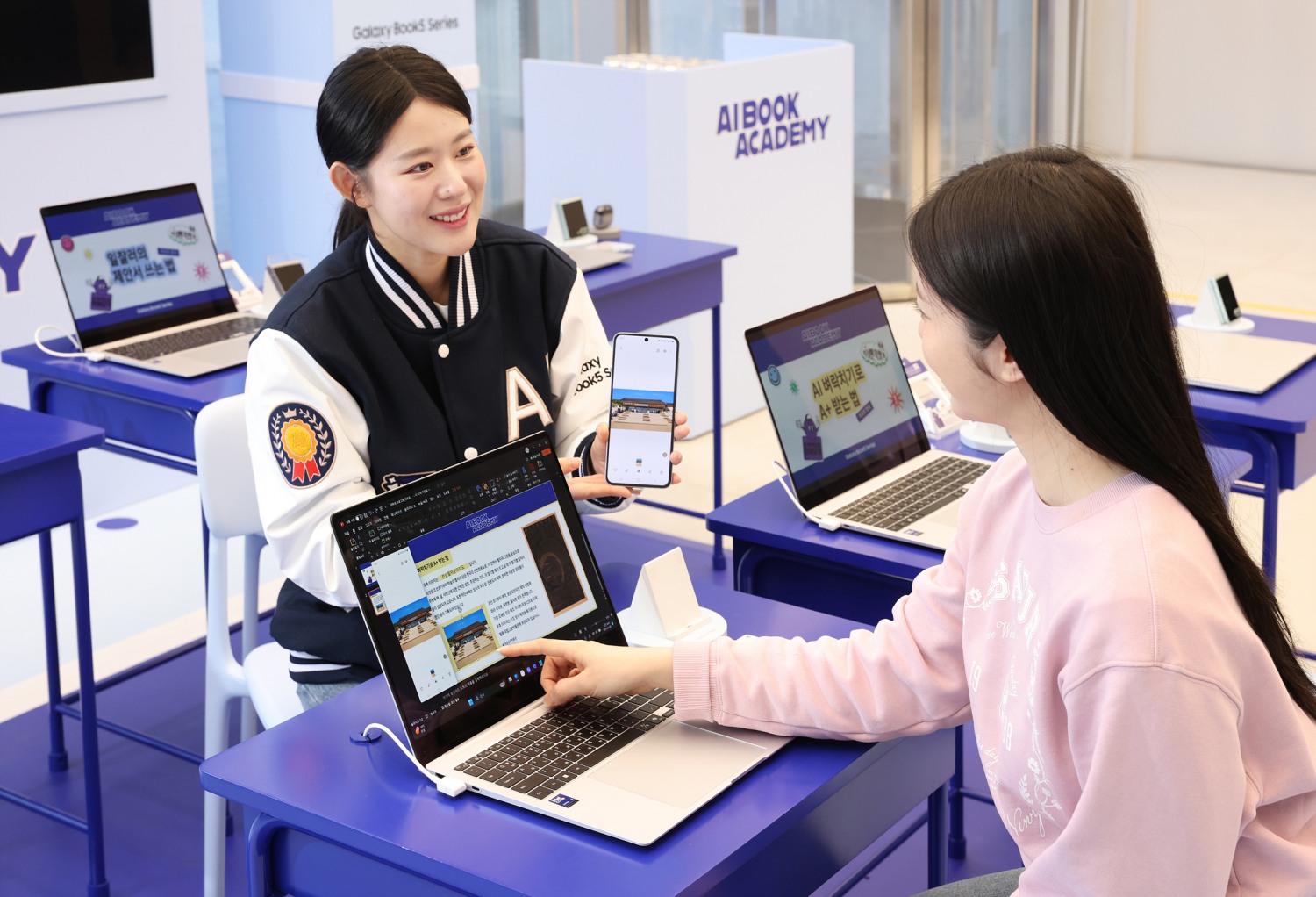 삼성전자, 강남 'AI 북 아카데미' 팝업스토어 오픈. / 사진=삼성전자