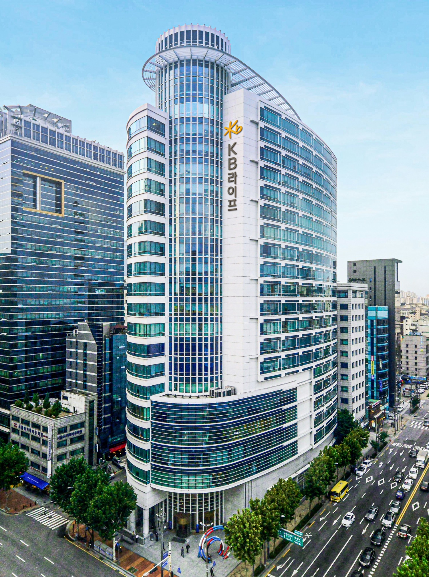 KB라이프 본사 전경./사진제공=KB라이프