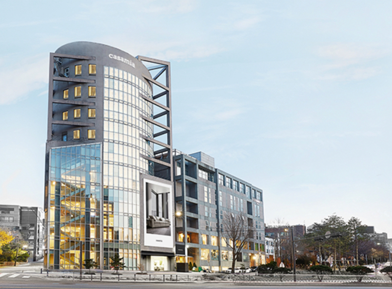 정유경 회장이 2018년 처음으로 인수한 까사미아. 現 신세계까사. /사진=신세계까사