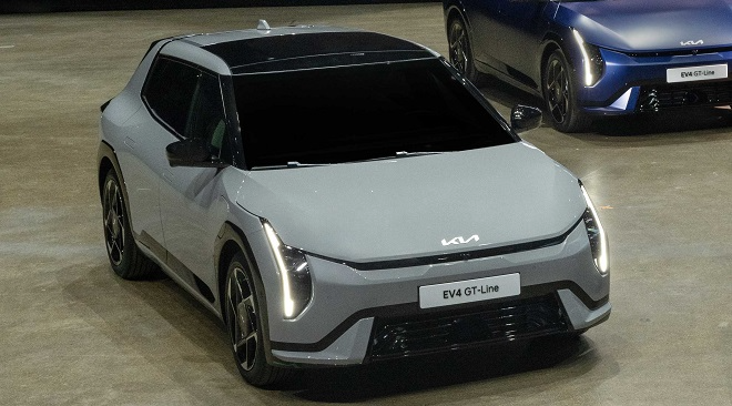기아 전기세단 EV4 보급형 시장 노린다