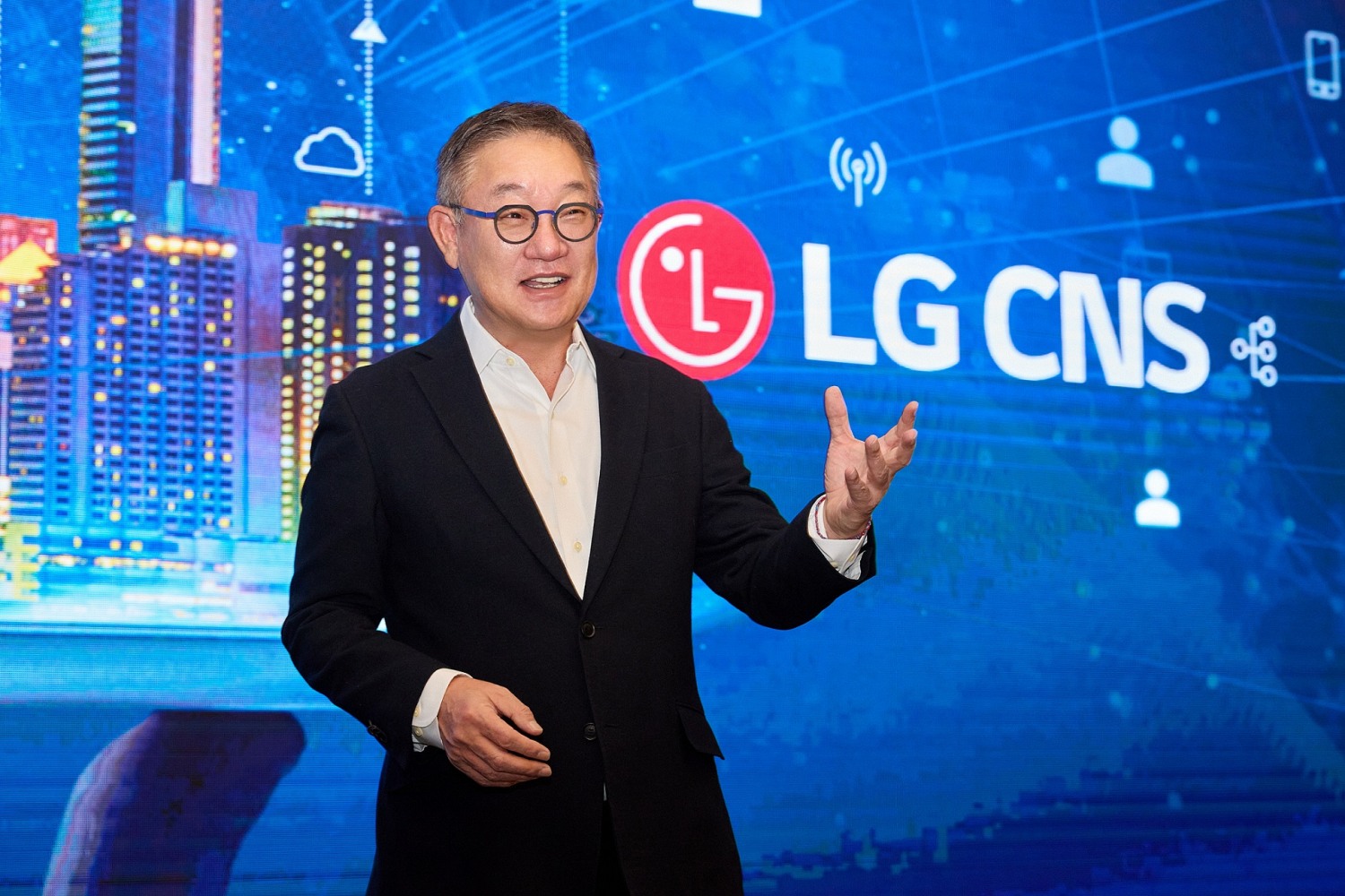 현신균 LG CNS 사장.이 지난 1월 진행된 LG CNS IPO 간담회에서 사업비전을 소개하고 있다./ 사진=LG CNS