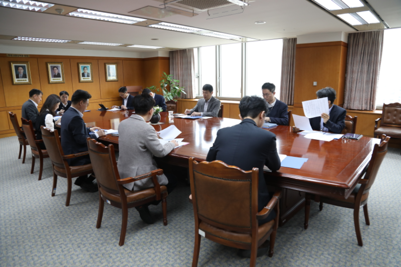 이복현 금융감독원장은 20일 오전 금감원에서 금융상황 점검회의를 주재했다. / 사진제공= 금융감독원(2025.03.20)