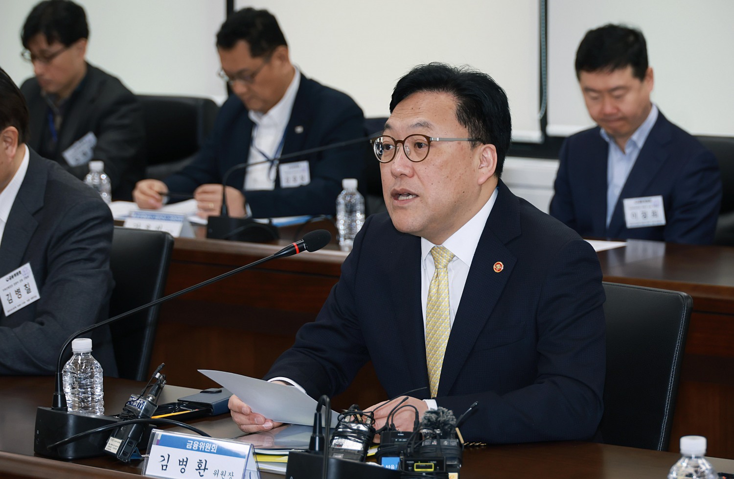 김병환 금융위원장이 정부서울청사에서 열린 '저축은행업권 간담회'에서 발언하고 있다.(2025.03.20.)./사진 제공 = 금융위원회